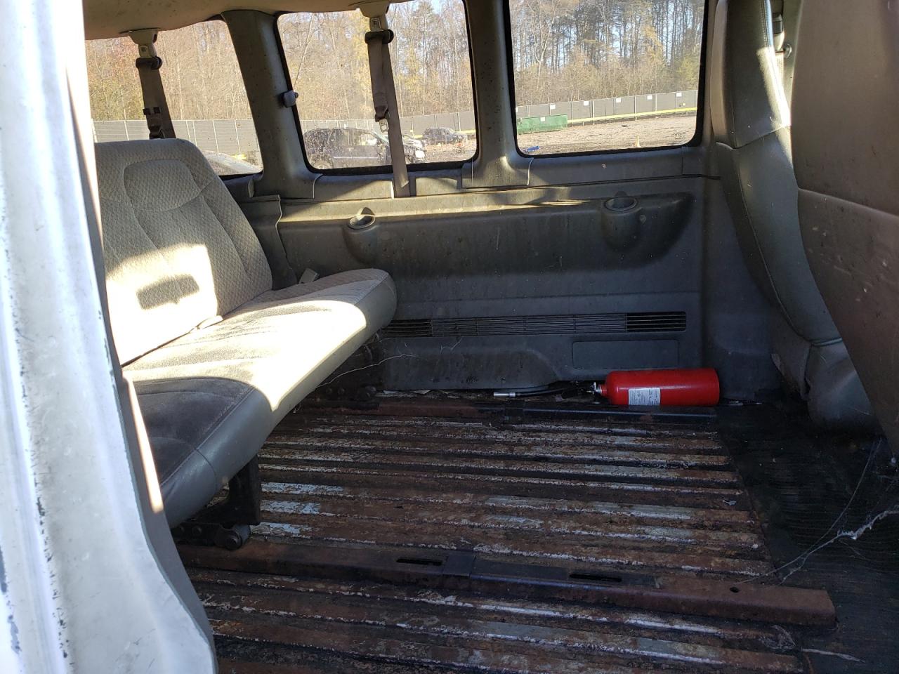 Photo 6 from auction – 2007 CHEVROLET EXPRESS G1 with VIN 1GNFG15T571122749