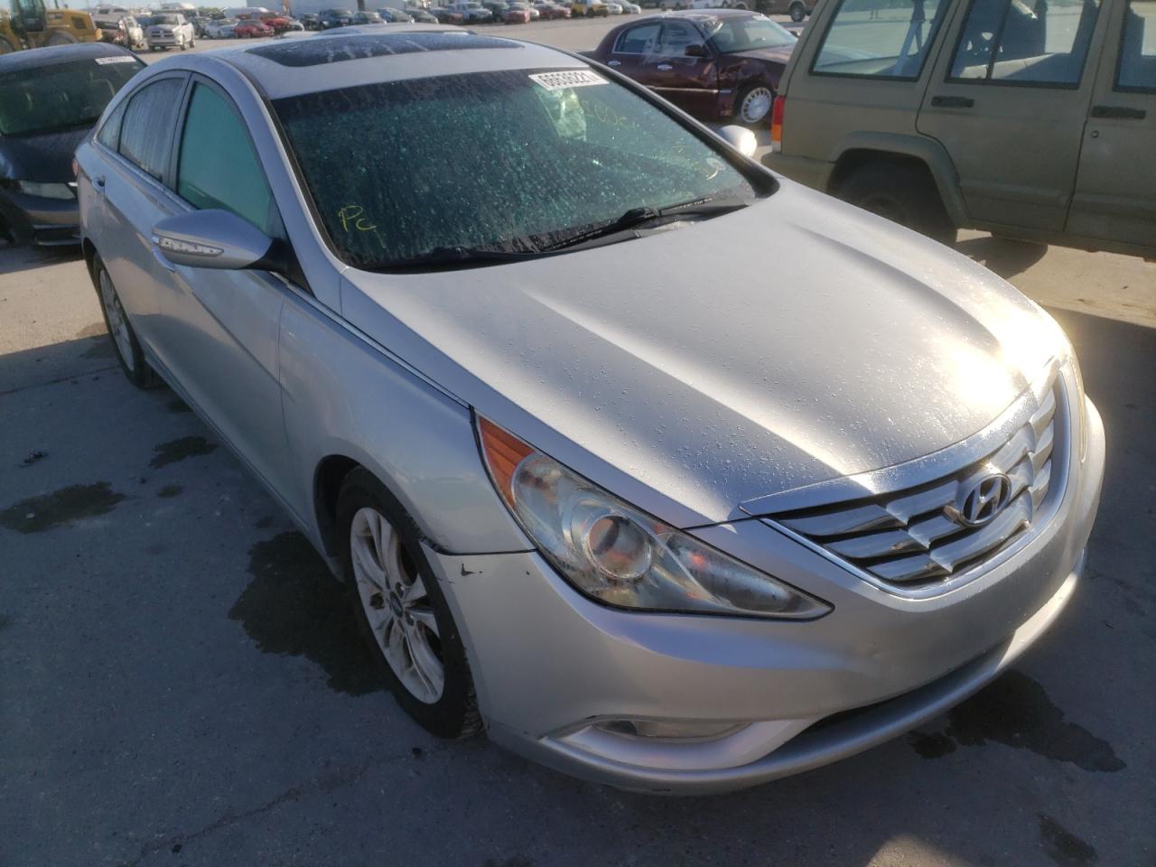 HYUNDAI SONATA SE 2011 with VIN 5NPEC4AC6BH061243 - Photo from auction