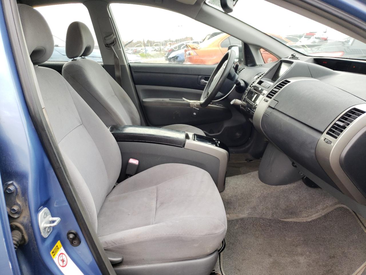 Photo 5 from auction – 2007 TOYOTA PRIUS with VIN JTDKB20U677547213