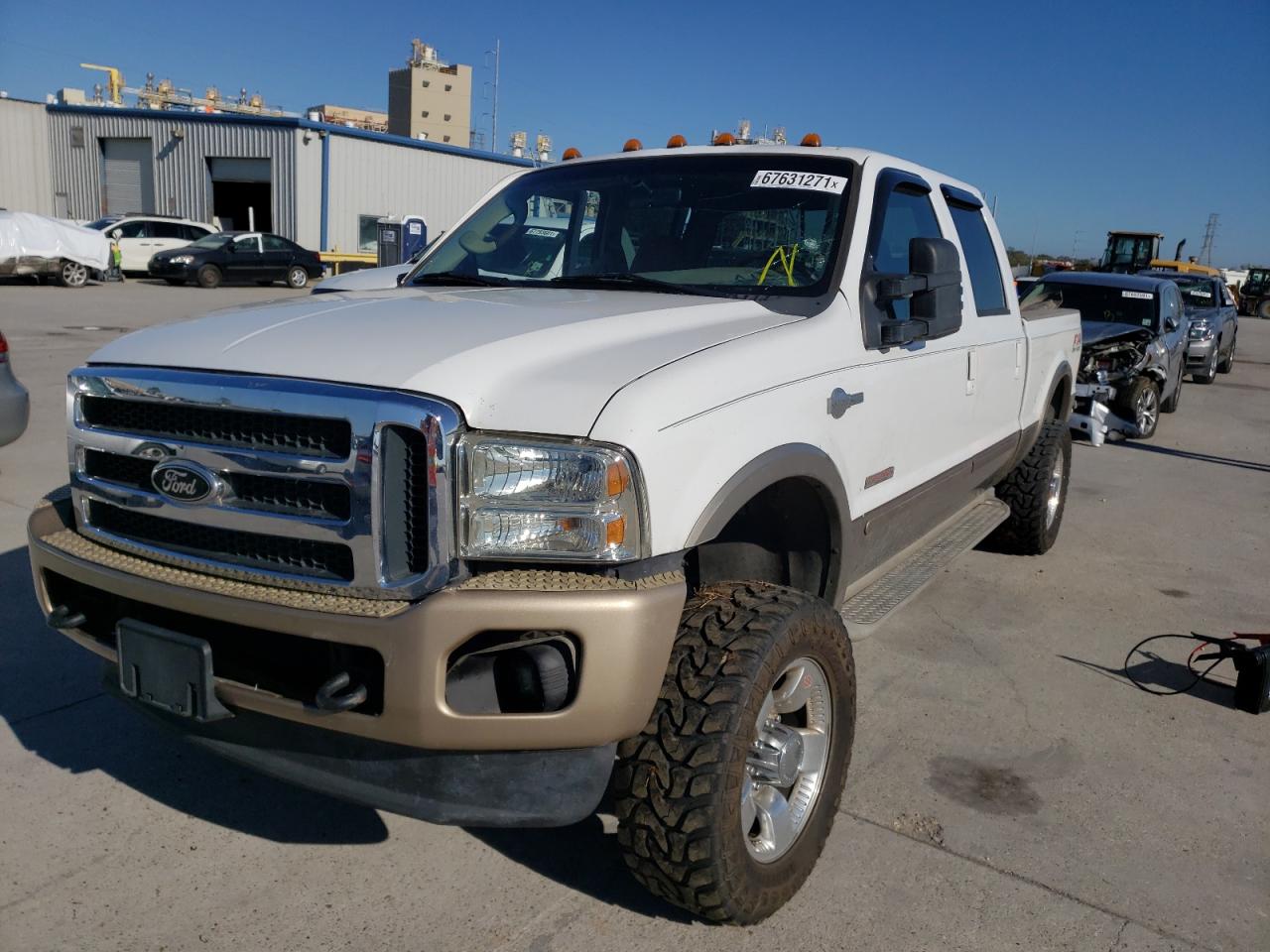Photo 2 from auction – 2003 FORD F250 with VIN 1FTNW21P53EC45833