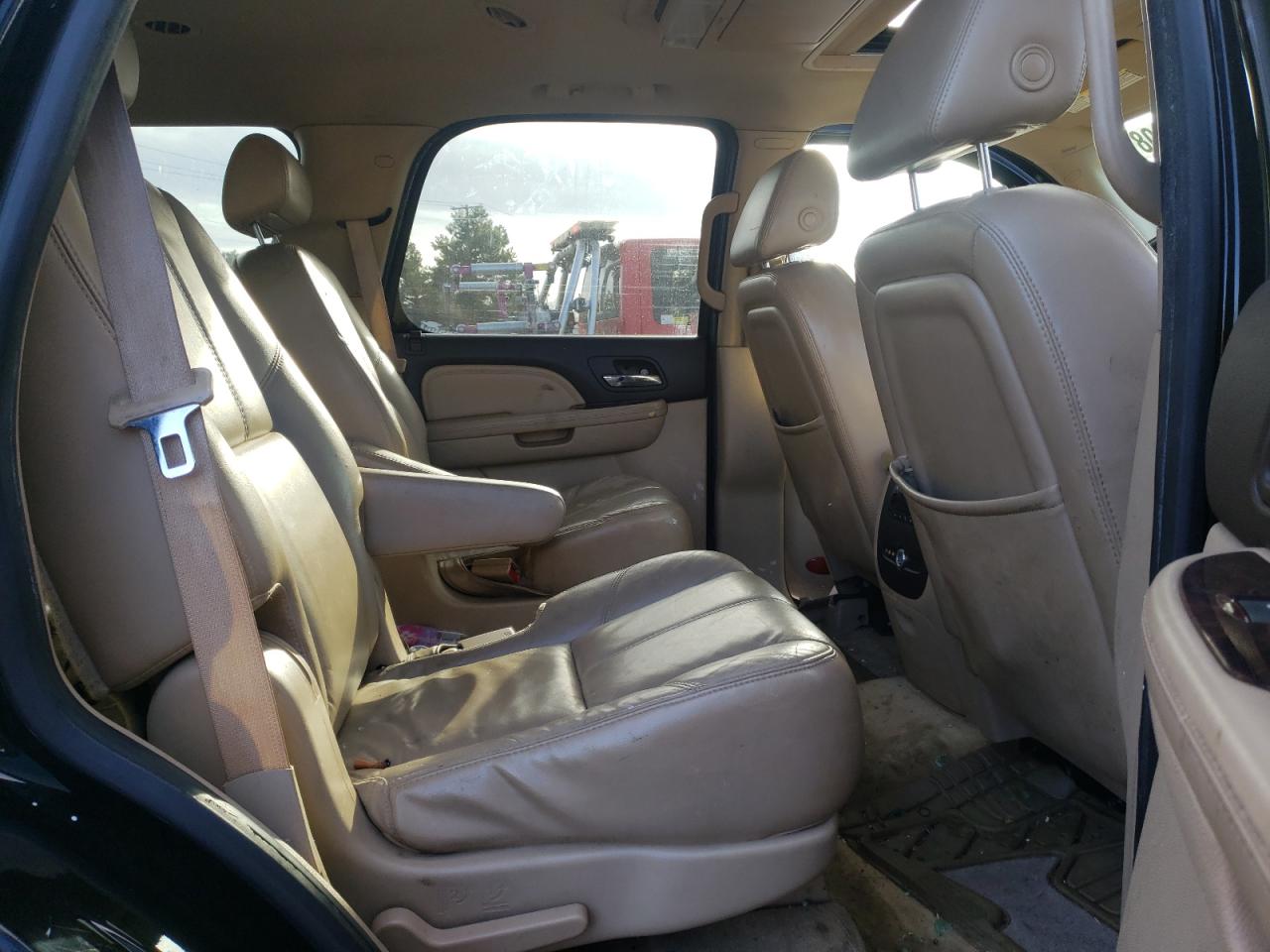 Photo 6 from auction – 2007 GMC YUKON DENA with VIN 1GKFK638X7J225284