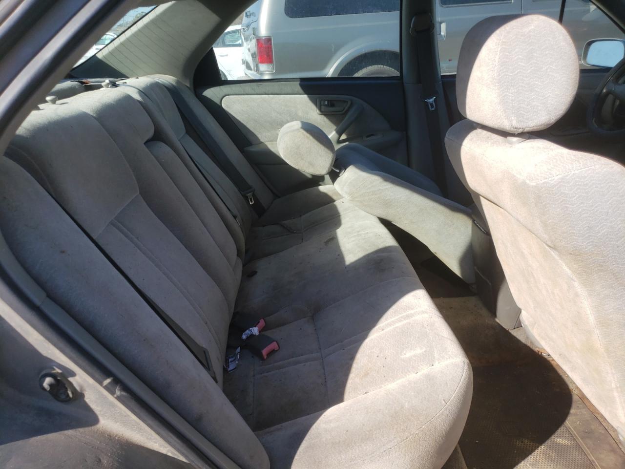 Photo 6 from auction – 1997 TOYOTA CAMRY CE with VIN 4T1BG22K4VU032928