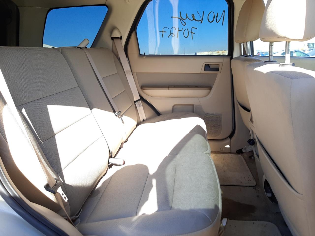 Photo 6 from auction – 2011 FORD ESCAPE XLT with VIN 1FMCU0DGXBKB59782