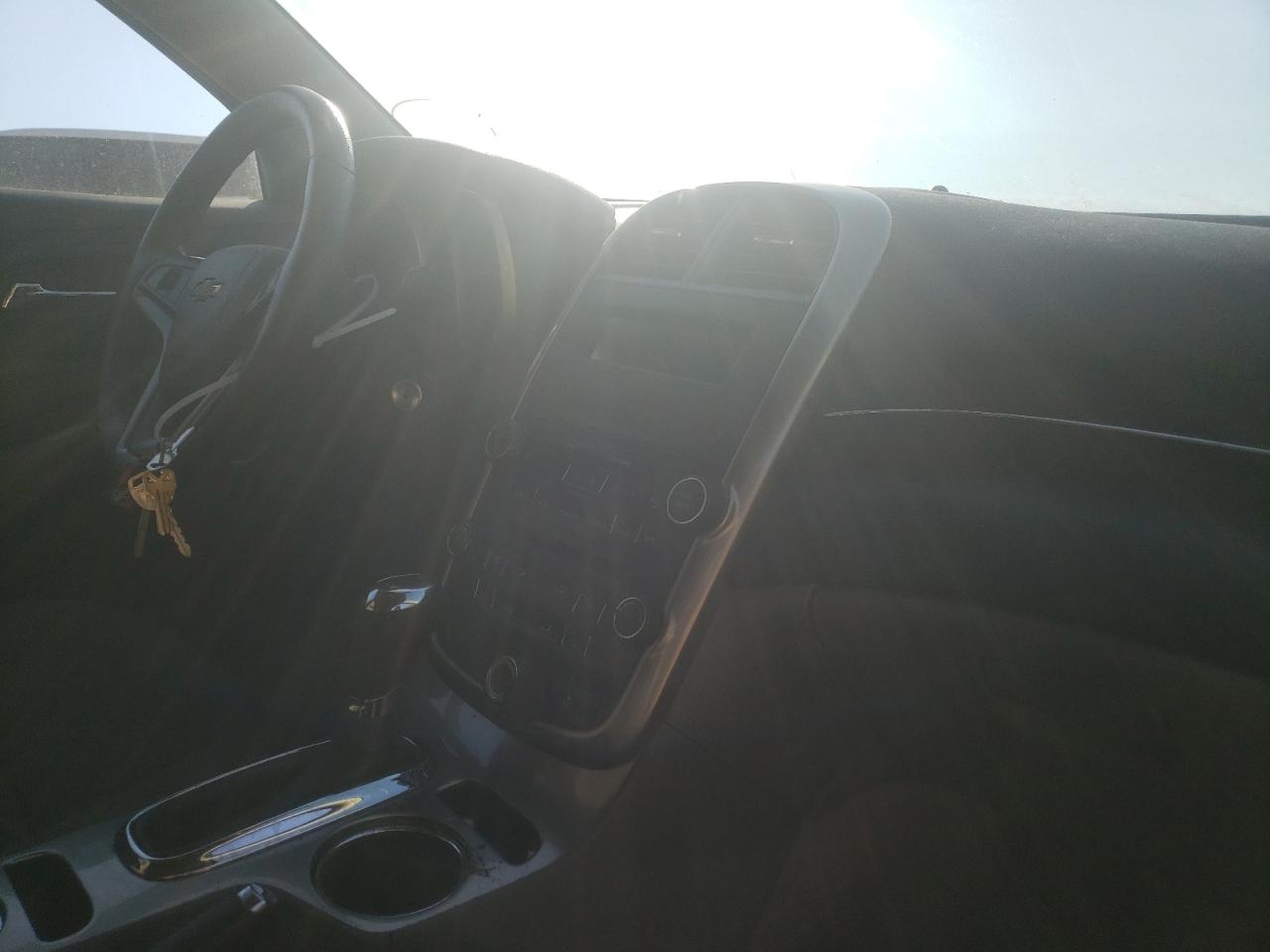 Photo 9 from auction – 2016 CHEVROLET MALIBU LIM with VIN 1G11A5SA6GF121863
