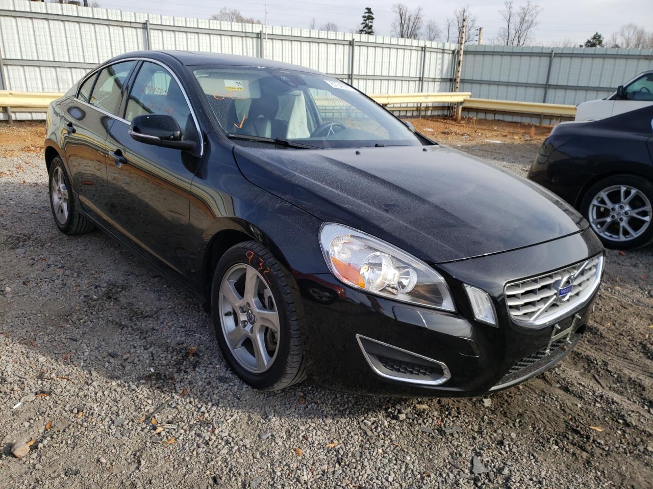Photo 1 from auction – 2013 VOLVO S60 with VIN YV1612FS1D2181917
