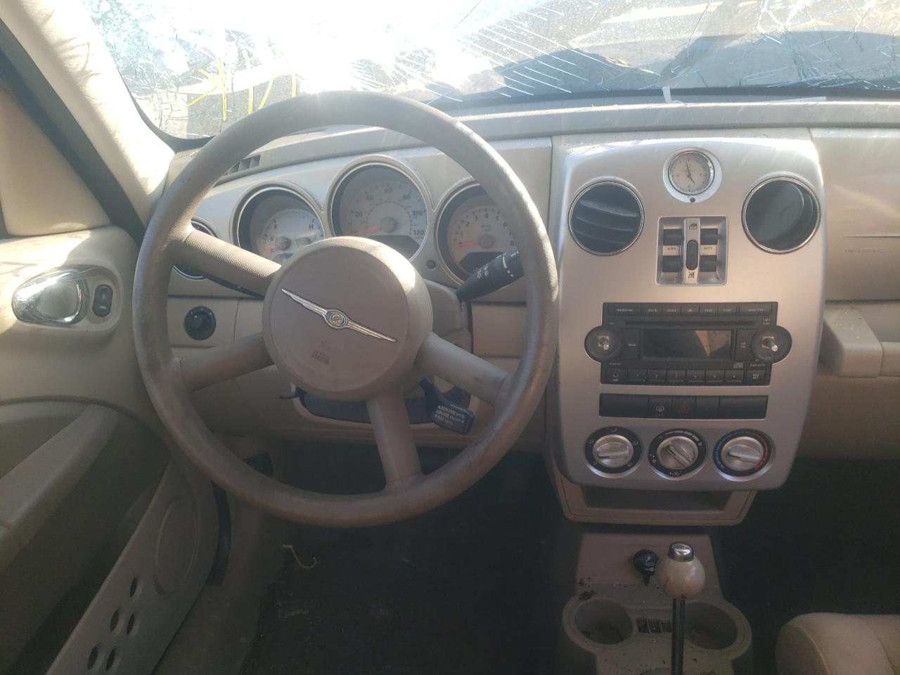 Photo 9 from auction – 2006 CHRYSLER PT CRUISER with VIN 3A4FY58B66T278400