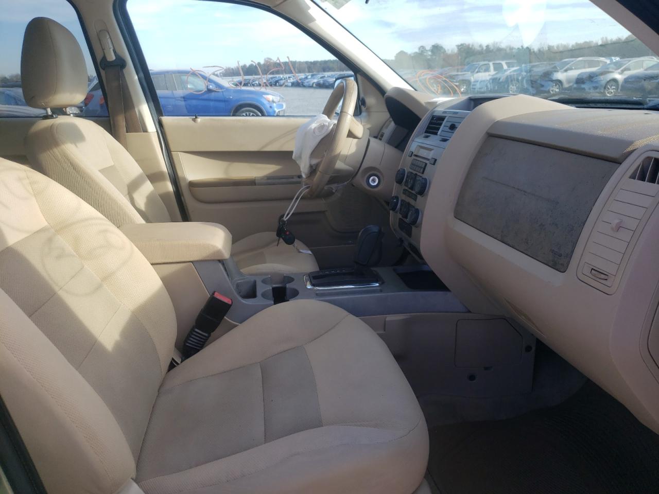 Photo 5 from auction – 2008 FORD ESCAPE XLT with VIN 1FMCU03178KC06238