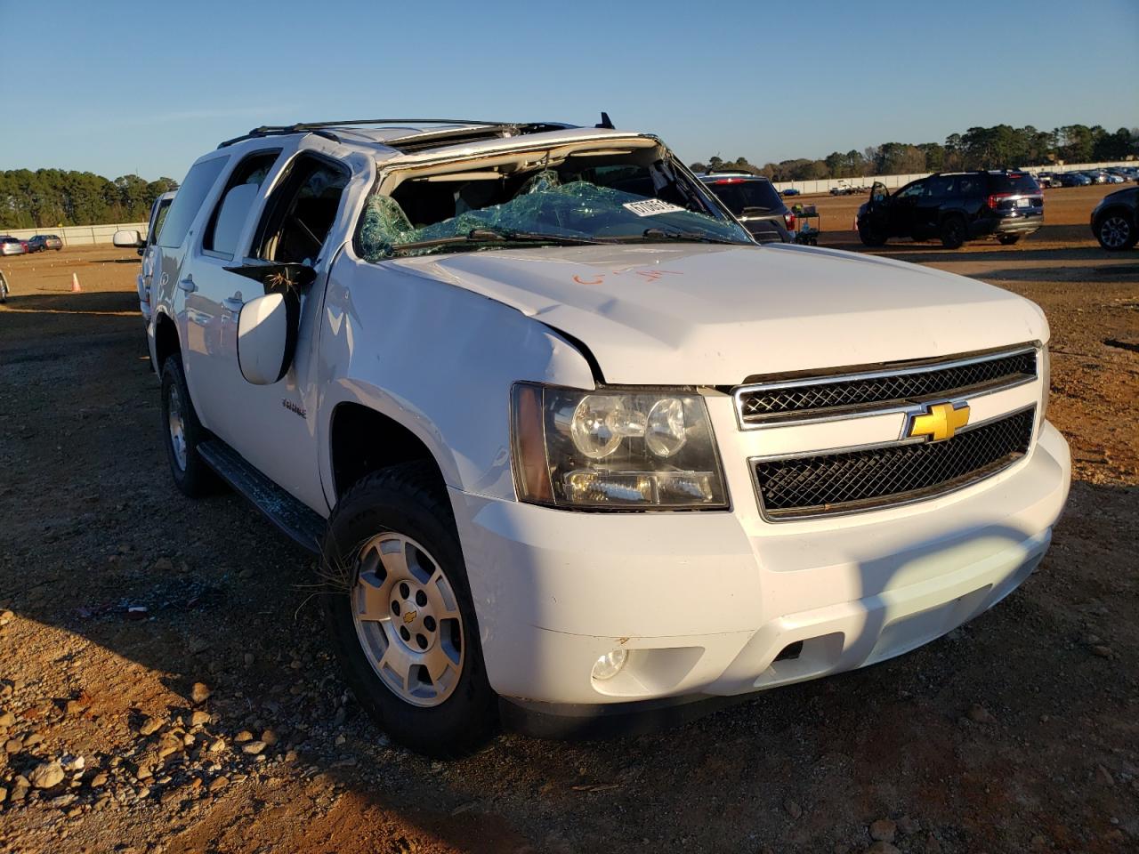CHEVROLET TAHOE C150 2013 with VIN 1GNSCBE02DR157686 - Photo from auction