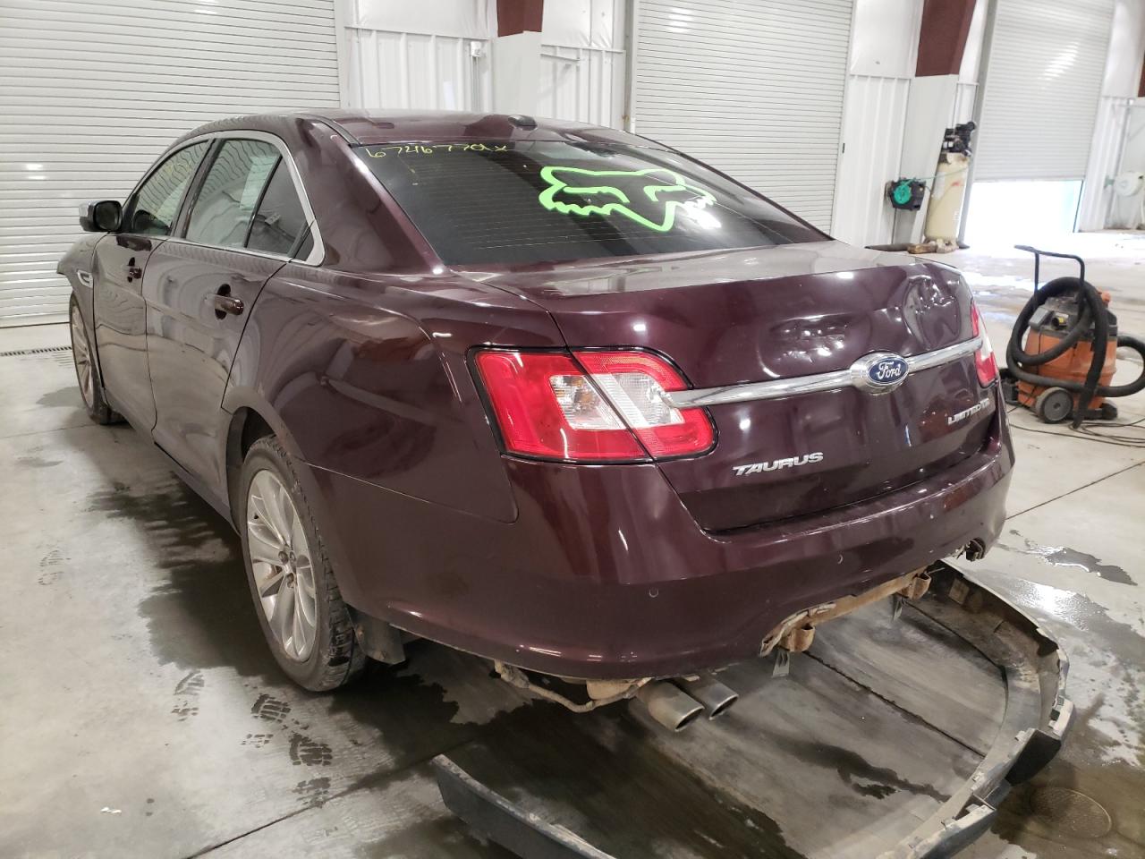 Photo 3 from auction – 2011 FORD TAURUS LIM with VIN 1FAHP2JW0BG128381