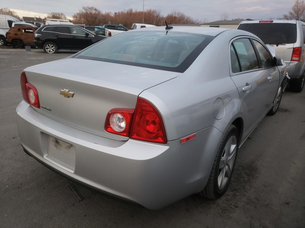 Photo 4 from auction – 2011 CHEVROLET MALIBU LS with VIN 1G1ZA5E19BF370651