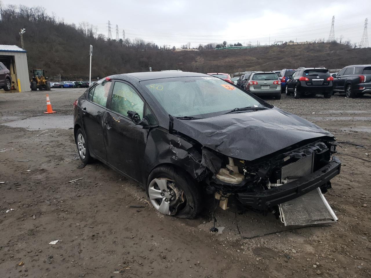 Photo 1 from auction – 2018 KIA FORTE LX with VIN 3KPFK4A74JE272499