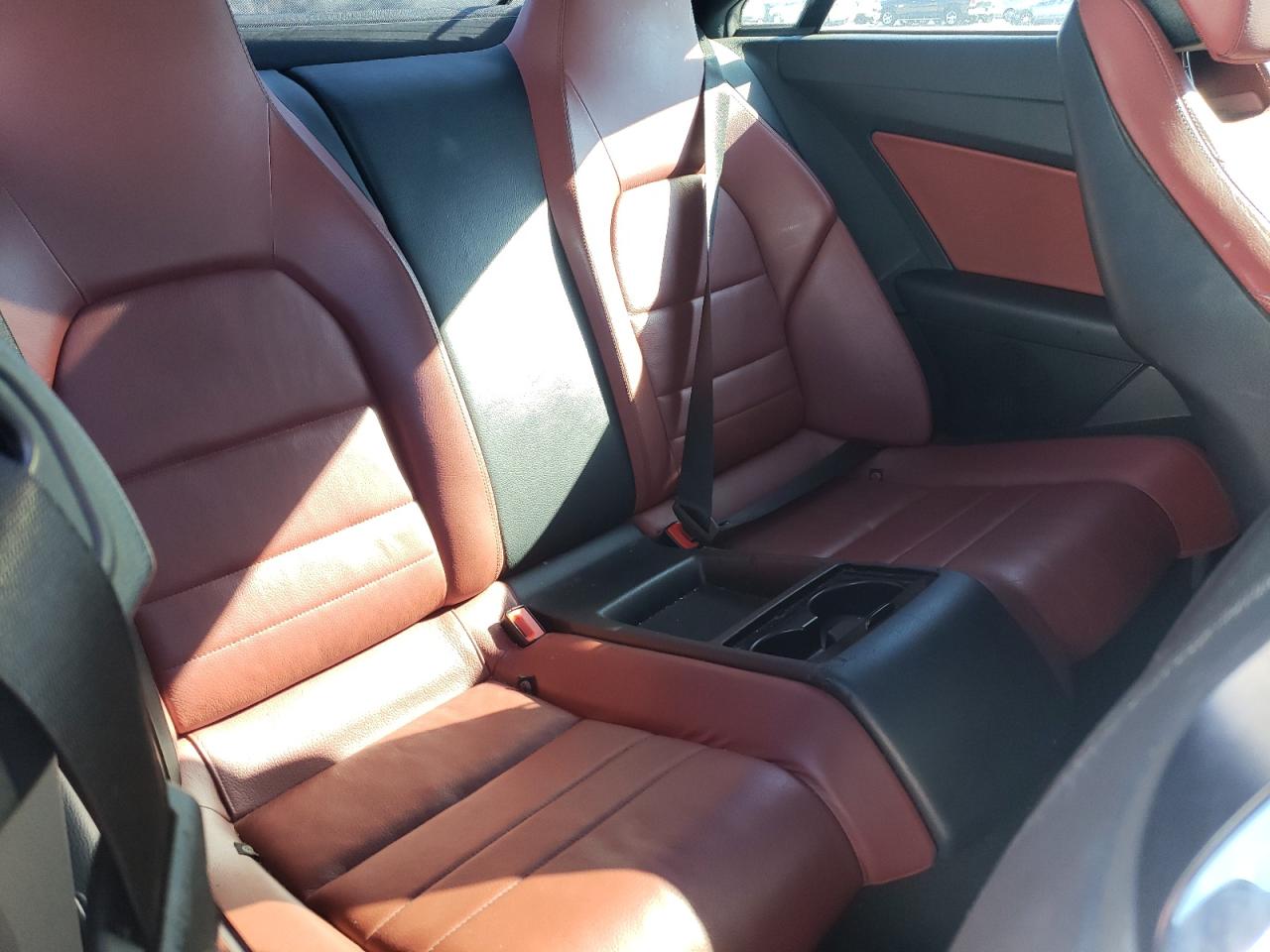 Photo 6 from auction – 2012 MERCEDES-BENZ E 350 with VIN WDDKJ5KB6CF167469
