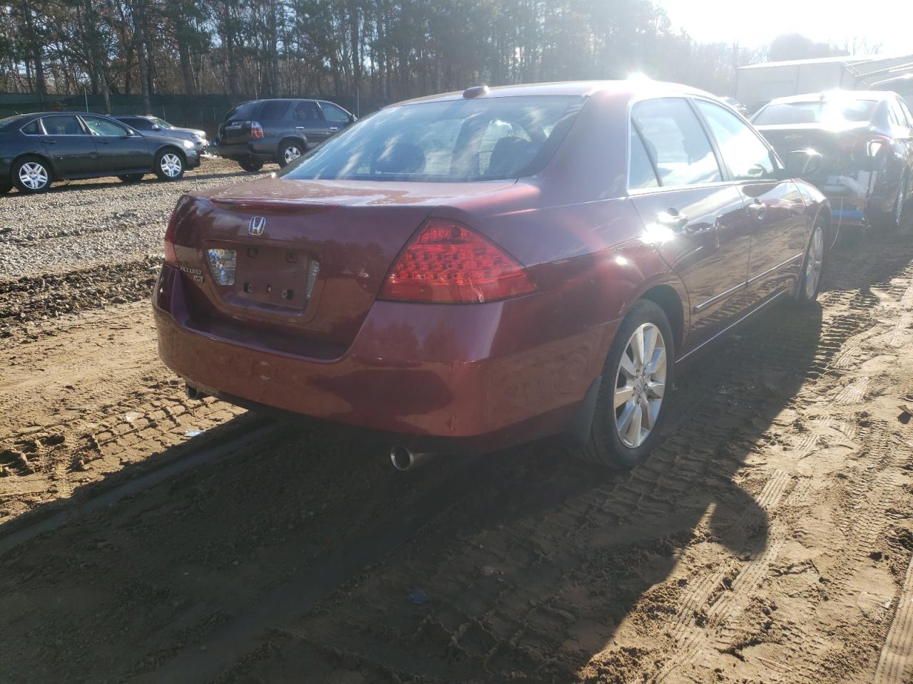 Photo 4 from auction – 2006 HONDA ACCORD with VIN 1HGCM66516A006837