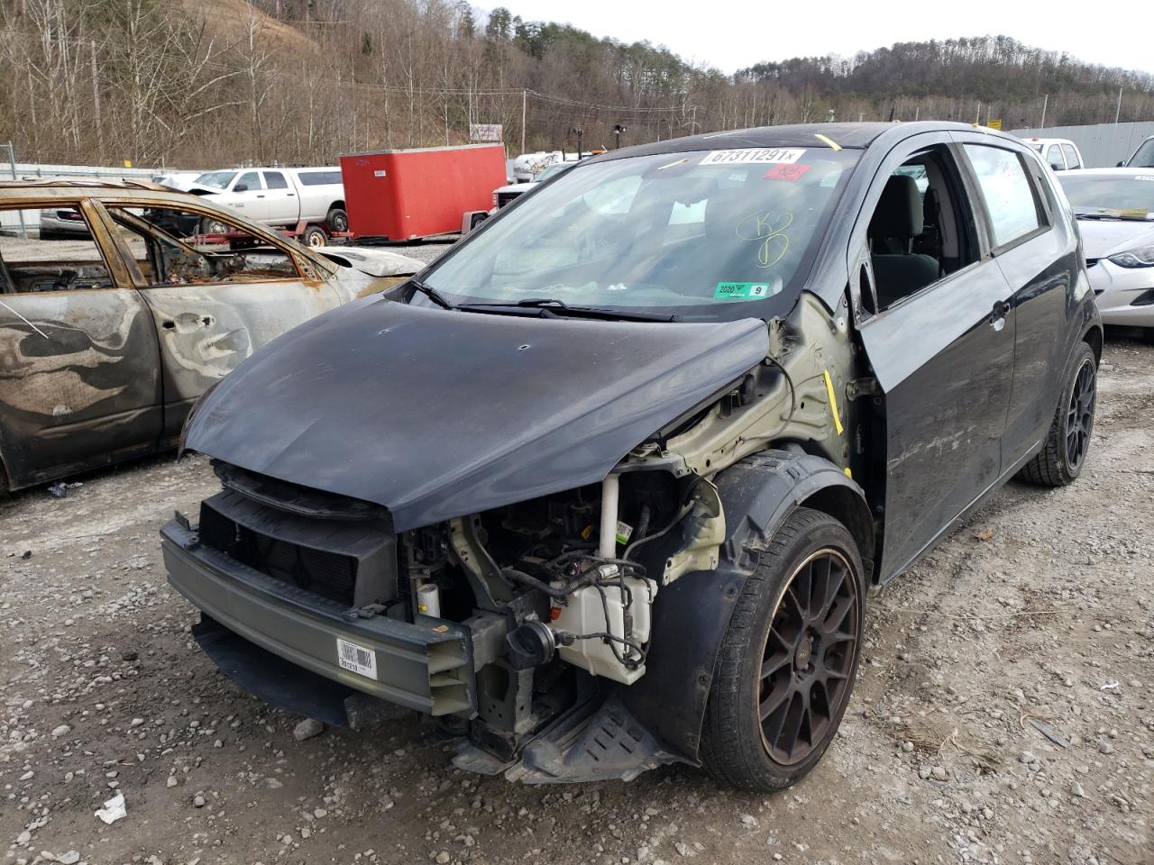 Photo 2 from auction – 2013 CHEVROLET SONIC LS with VIN 1G1JA6SH3D4166415