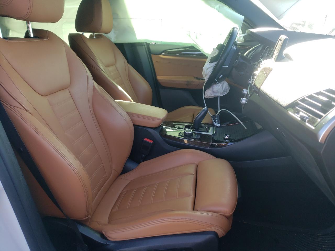 Photo 5 from auction – 2019 BMW X3 XDRIVE3 with VIN 5UXTR9C53KLD98824