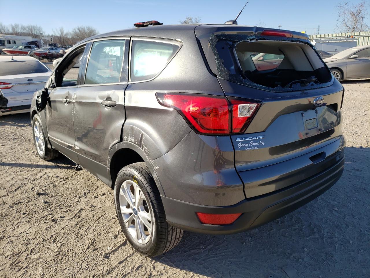 Photo 3 from auction – 2019 FORD ESCAPE S with VIN 1FMCU0F75KUC53019