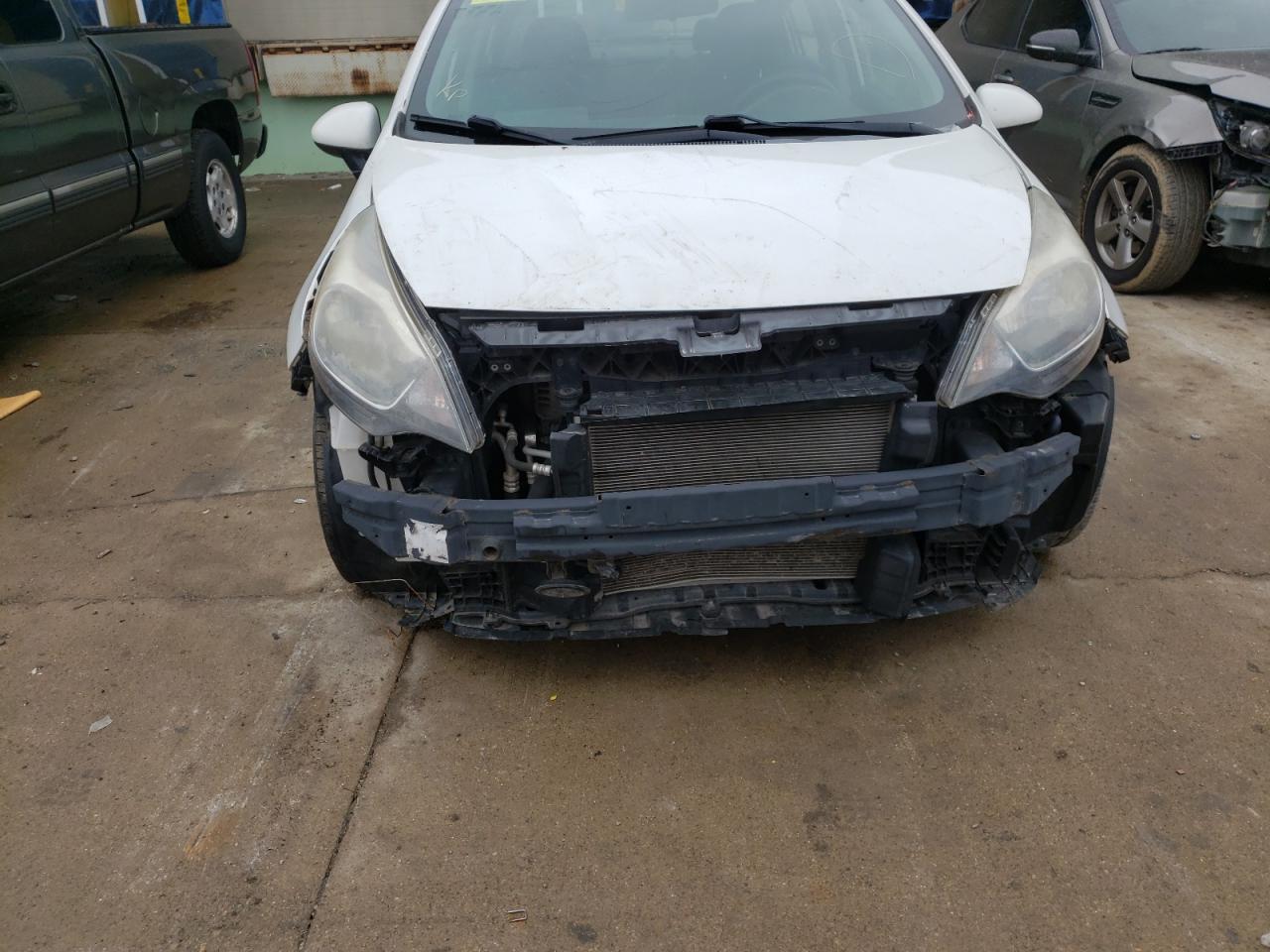Photo 9 from auction – 2013 KIA RIO LX with VIN KNADM4A35D6308206