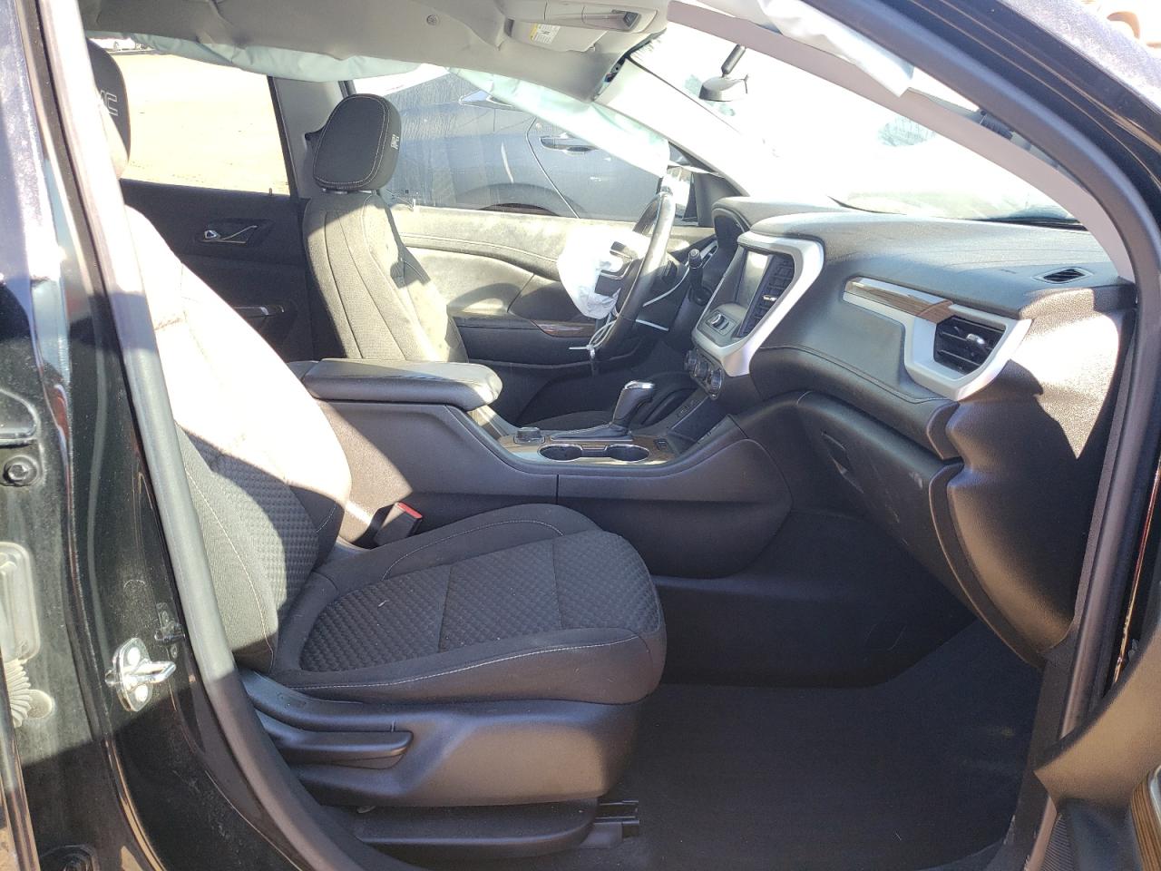 Photo 5 from auction – 2019 GMC ACADIA SLE with VIN 1GKKNLLSXKZ216806
