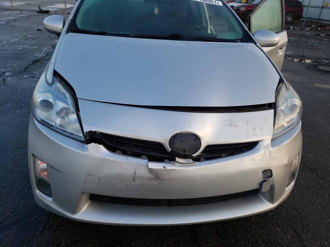 Photo 7 from auction – 2010 TOYOTA PRIUS with VIN JTDKN3DU2A5011174