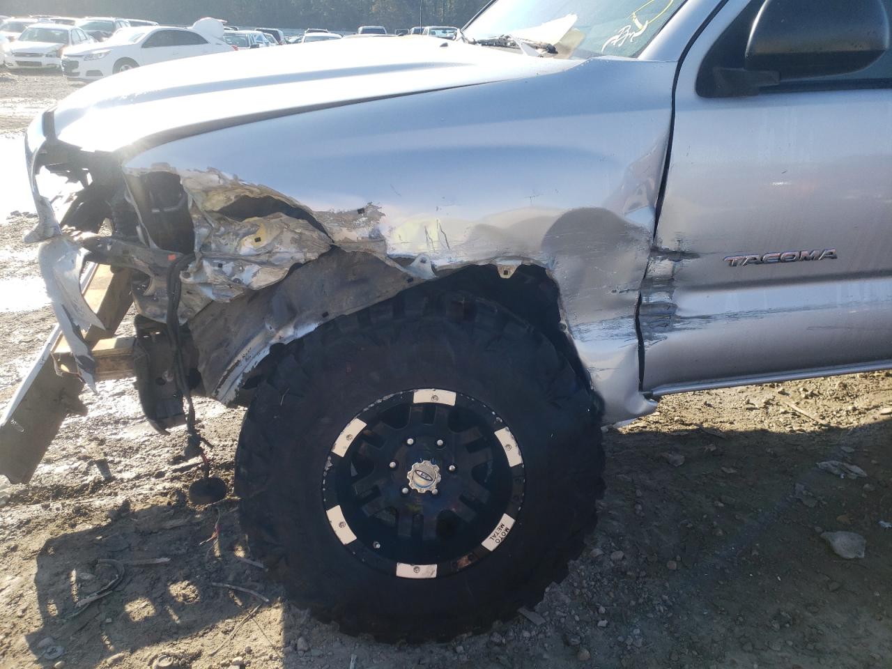 Photo 9 from auction – 2012 TOYOTA TACOMA DOU with VIN 5TFLU4EN3CX035835