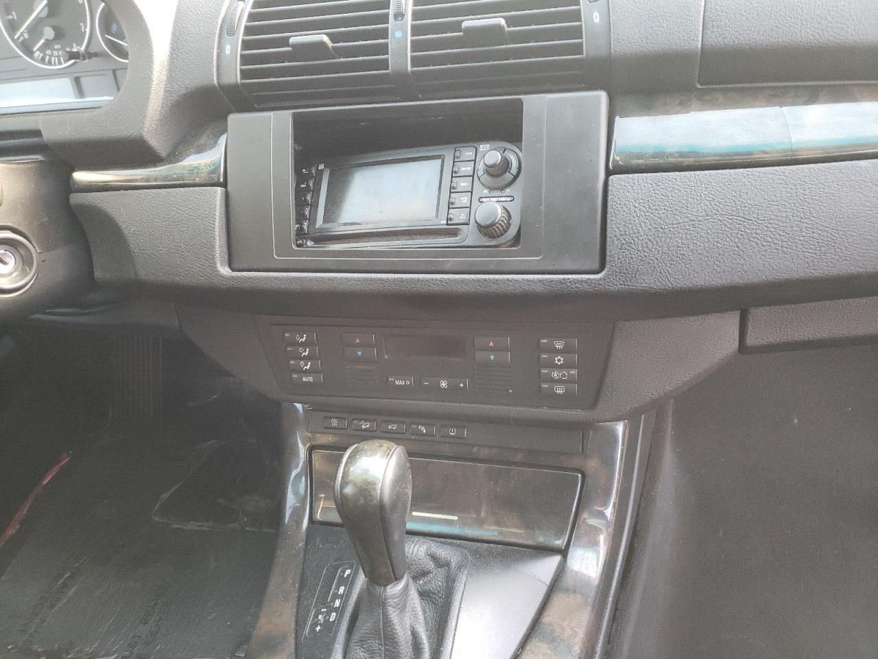 Photo 9 from auction – 2005 BMW X5 3.0I with VIN 5UXFA13545LY08828