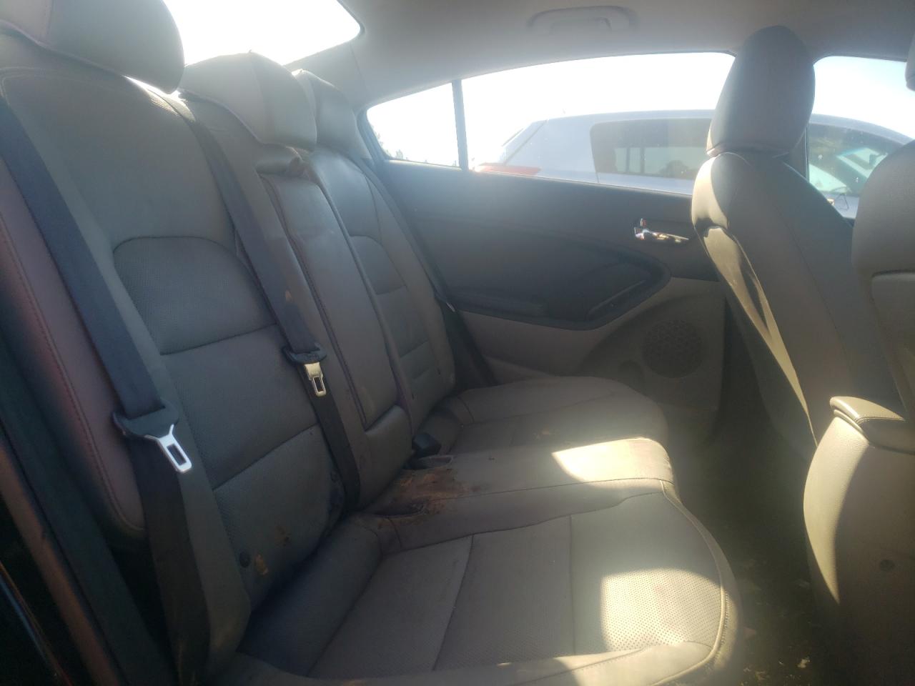 Photo 6 from auction – 2014 KIA FORTE EX with VIN KNAFZ4A8XE5109312