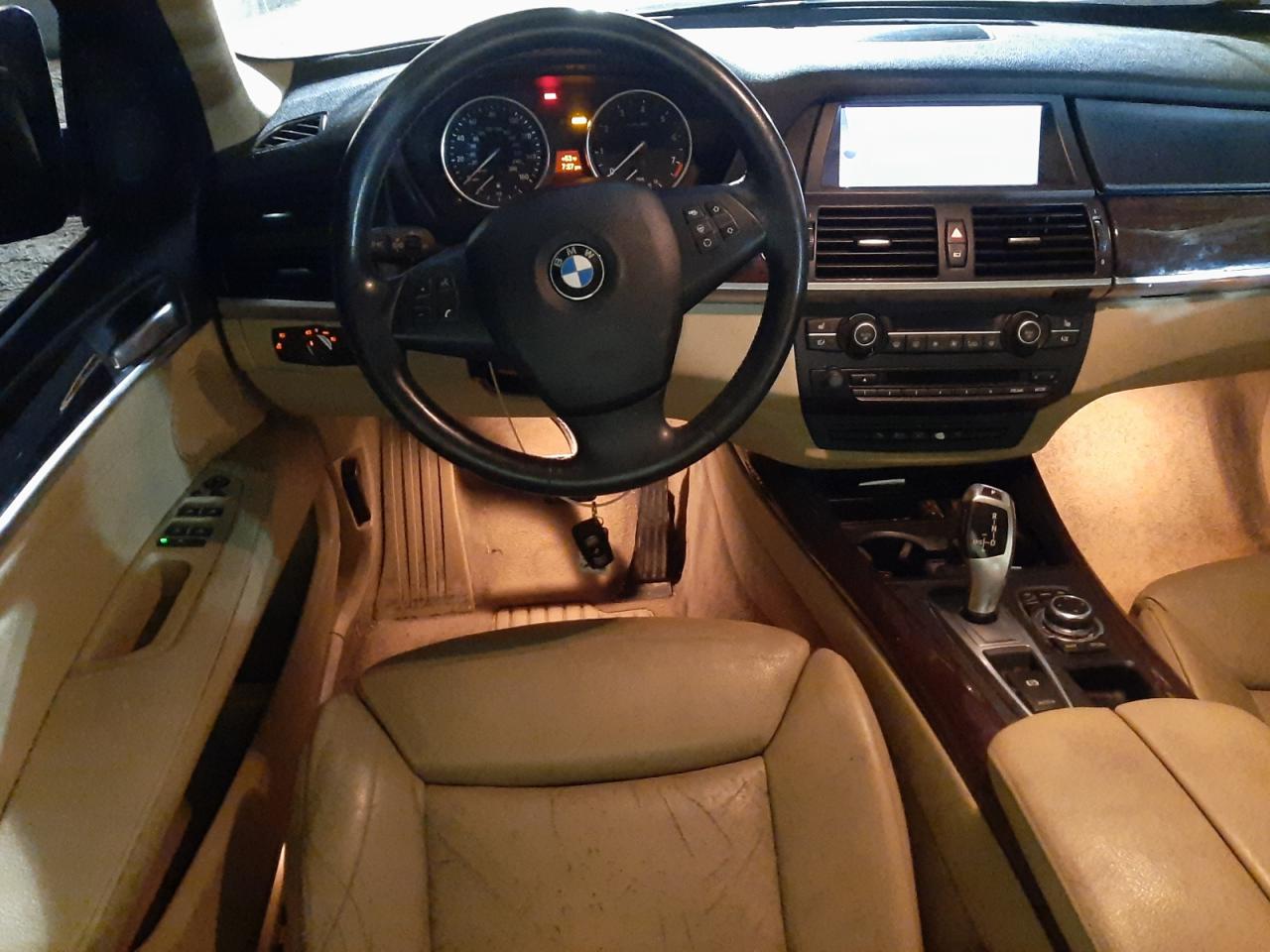 Photo 9 from auction – 2013 BMW X5 XDRIVE3 with VIN 5UXZV4C58D0B04752
