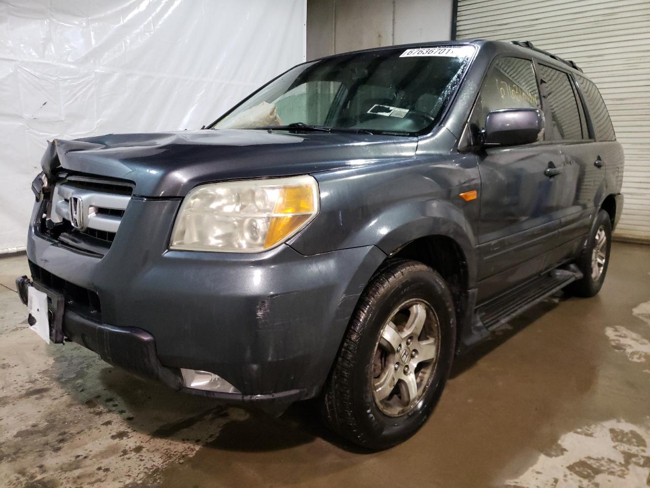 Photo 2 from auction – 2006 HONDA PILOT EX with VIN 2HKYF18716H503119