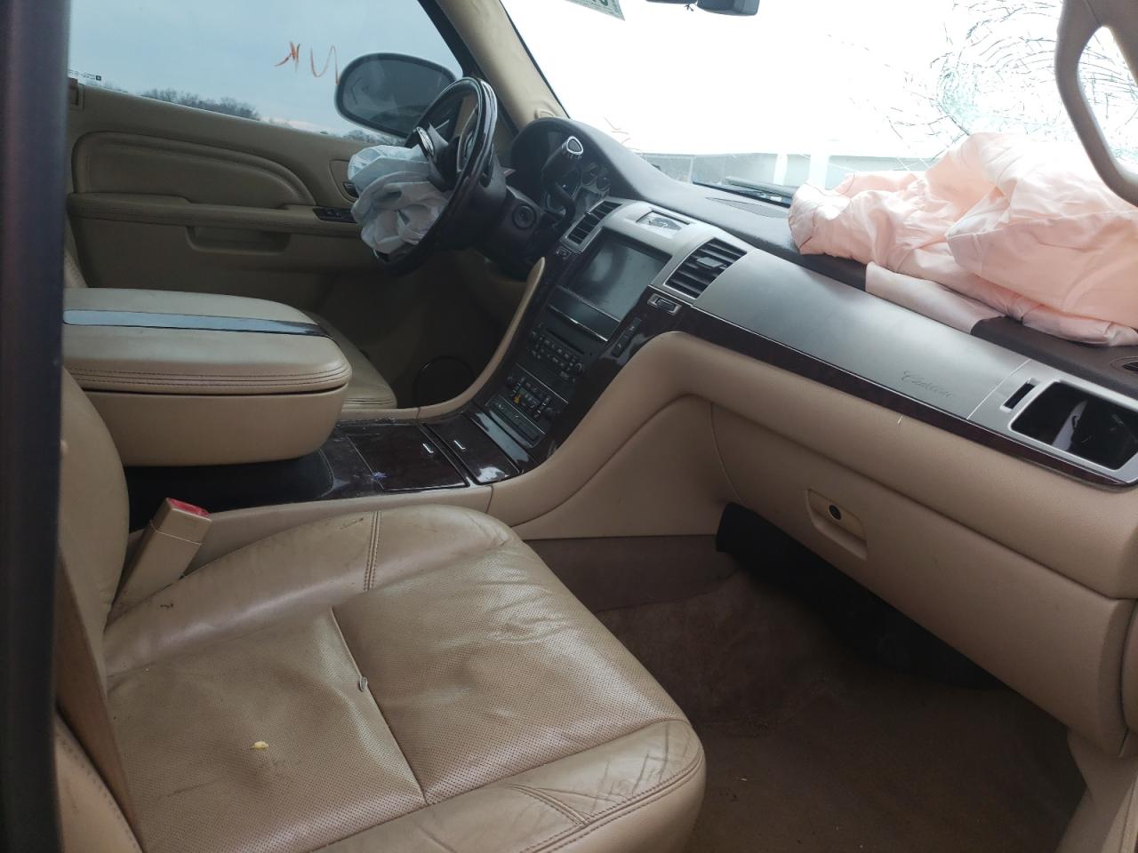 Foto 5 de la subasta – 2011 CADILLAC ESCALADE L con VIN 1GYS4BEF0BR137180