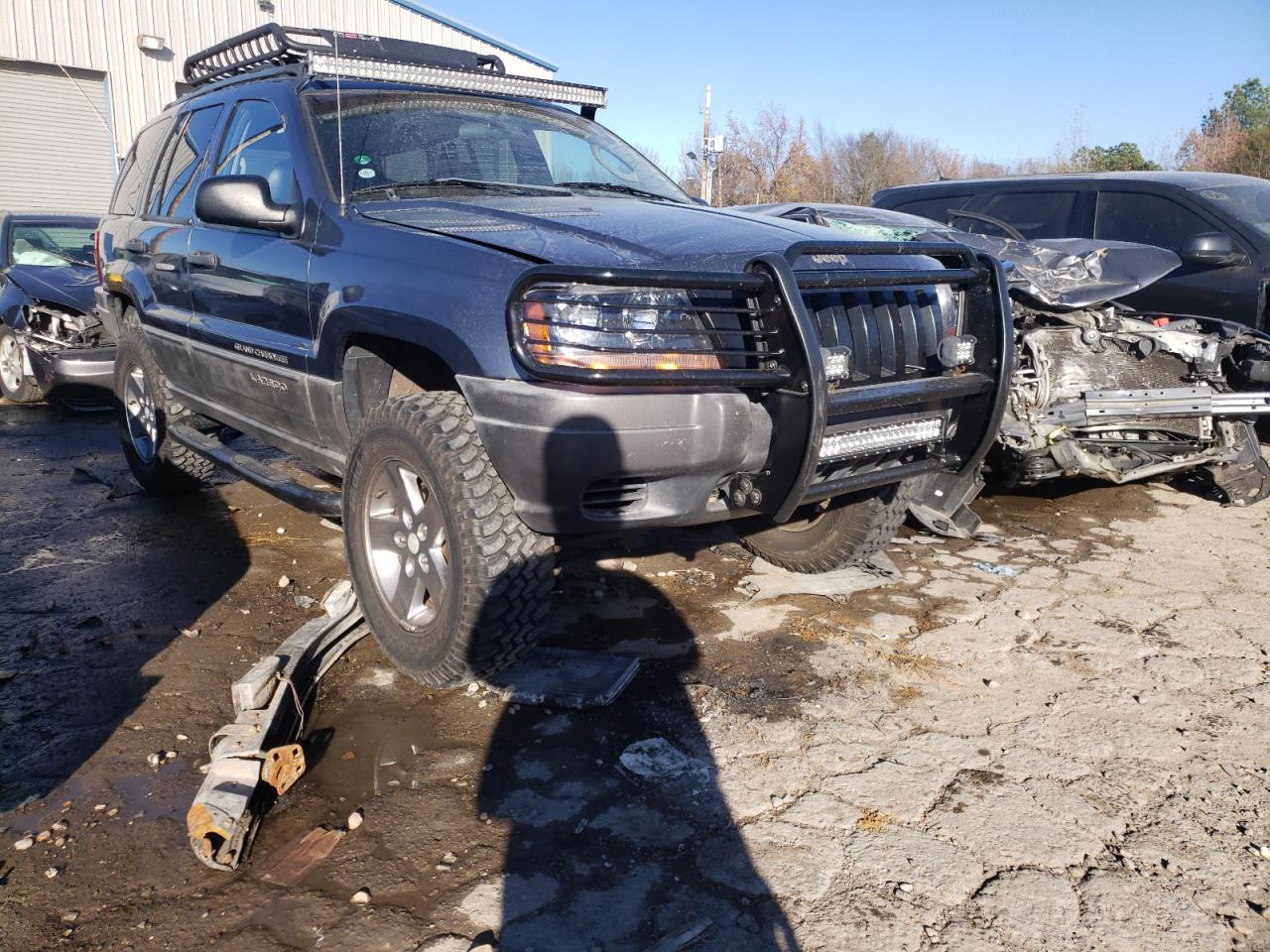 Photo 1 from auction – 2002 JEEP GRAND CHER with VIN 1J8GW48S92C273331