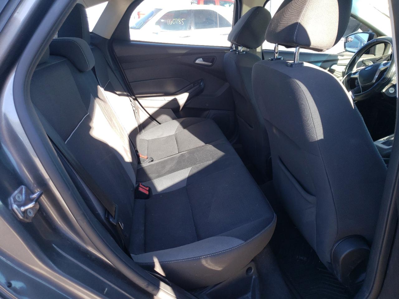 Foto 6 de la subasta – 2013 FORD FOCUS SE con VIN 1FADP3F20DL267415