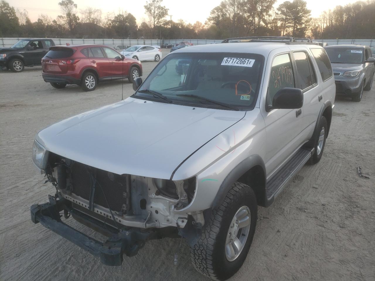 Photo 2 from auction – 2000 TOYOTA 4RUNNER with VIN JT3GM84R6Y0062450