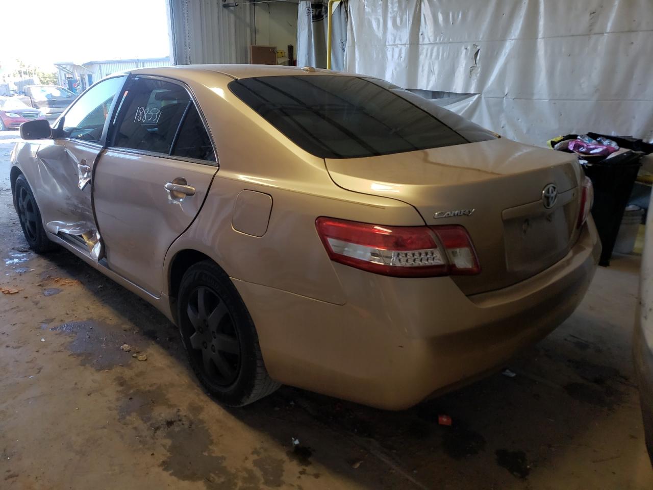 Photo 3 from auction – 2010 TOYOTA CAMRY BASE with VIN 4T1BF3EK3AU096408