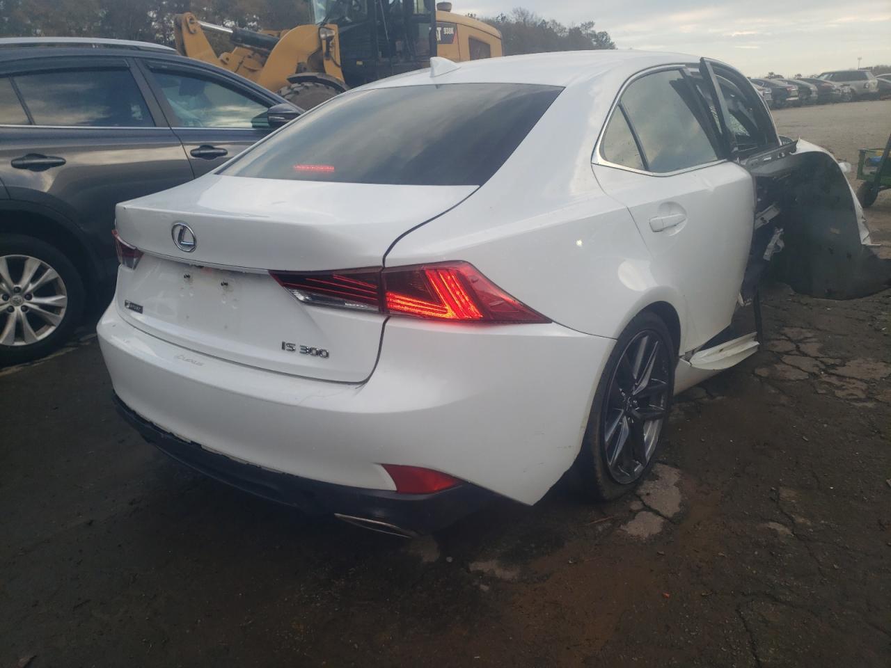 Photo 4 from auction – 2018 LEXUS IS 300 with VIN JTHBA1D25J5075173
