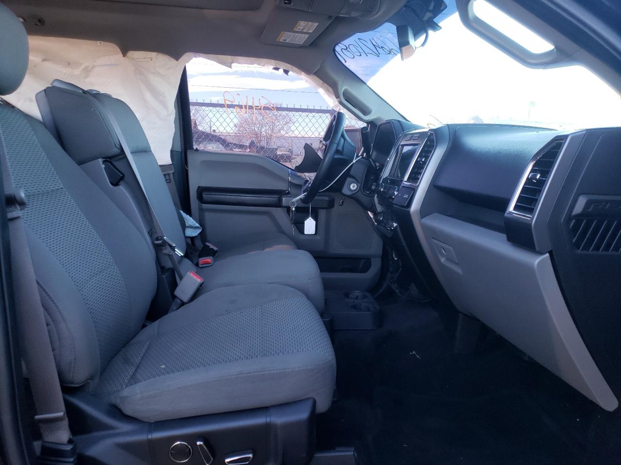 Photo 5 from auction – 2016 FORD F150 SUPER with VIN 1FTEW1EP4GKF04579