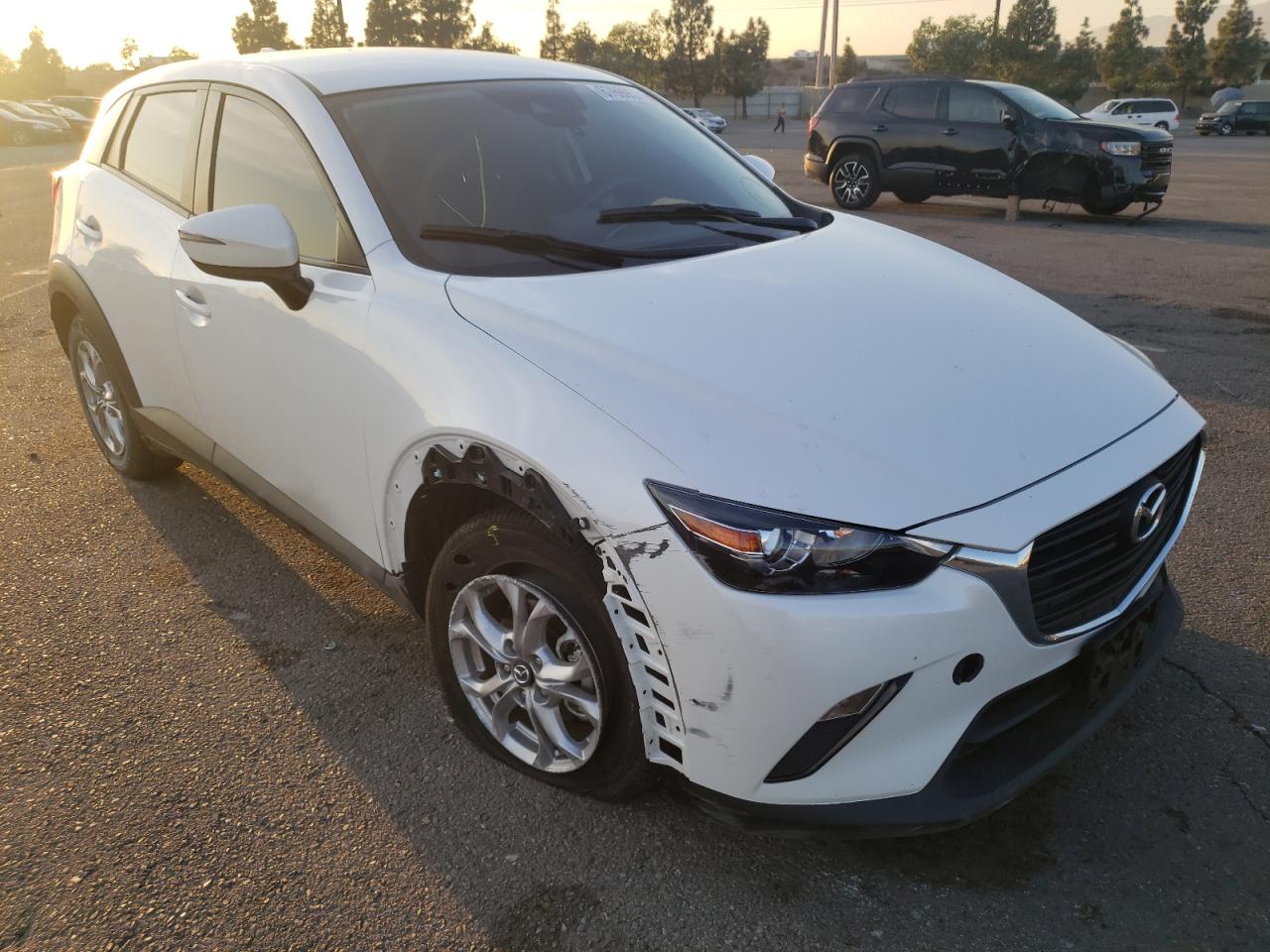 Photo 1 from auction – 2019 MAZDA CX-3 SPORT with VIN JM1DKDB77K1460864