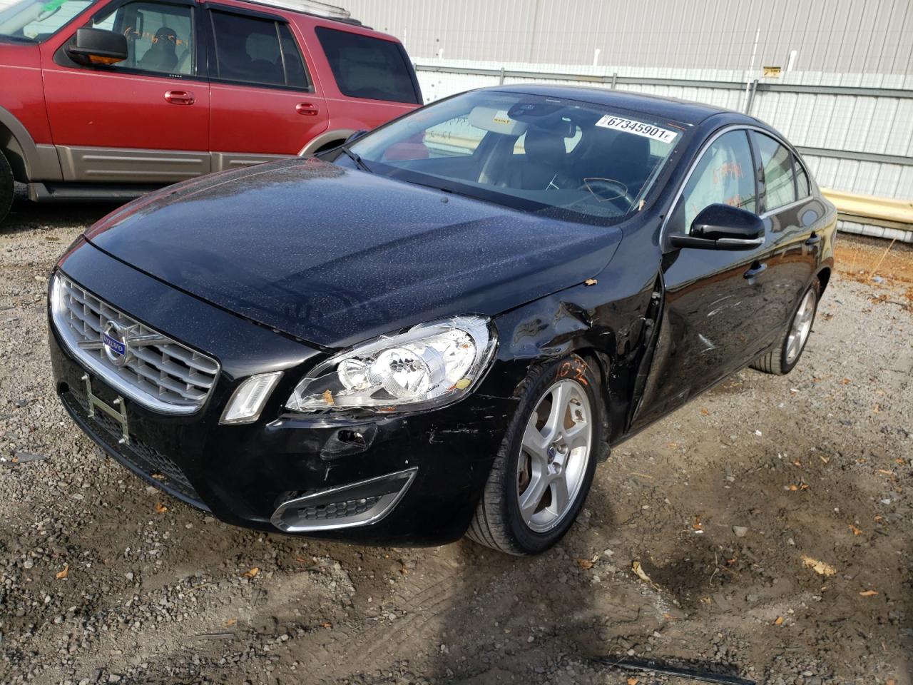 Photo 2 from auction – 2013 VOLVO S60 with VIN YV1612FS1D2181917