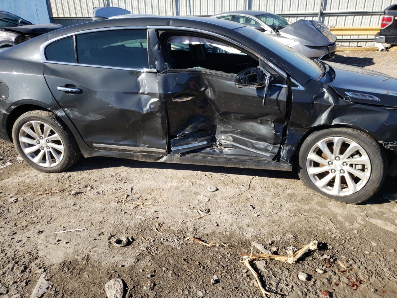 Photo 9 from auction – 2015 BUICK LACROSSE with VIN 1G4GB5G36FF151478
