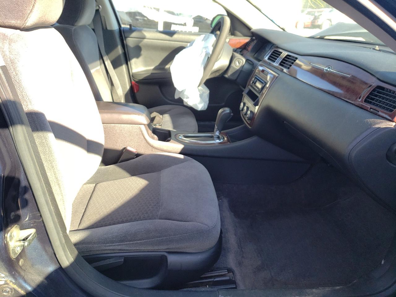 Photo 5 from auction – 2008 CHEVROLET IMPALA LS with VIN 2G1WB58K581303274