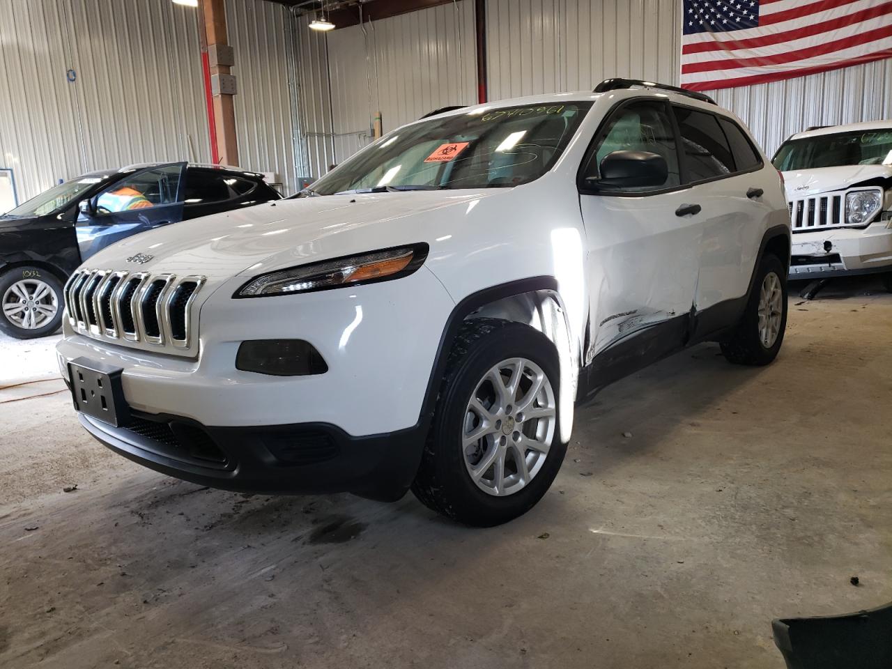 Photo 2 from auction – 2017 JEEP CHEROKEE S with VIN 1C4PJMAB3HW564348
