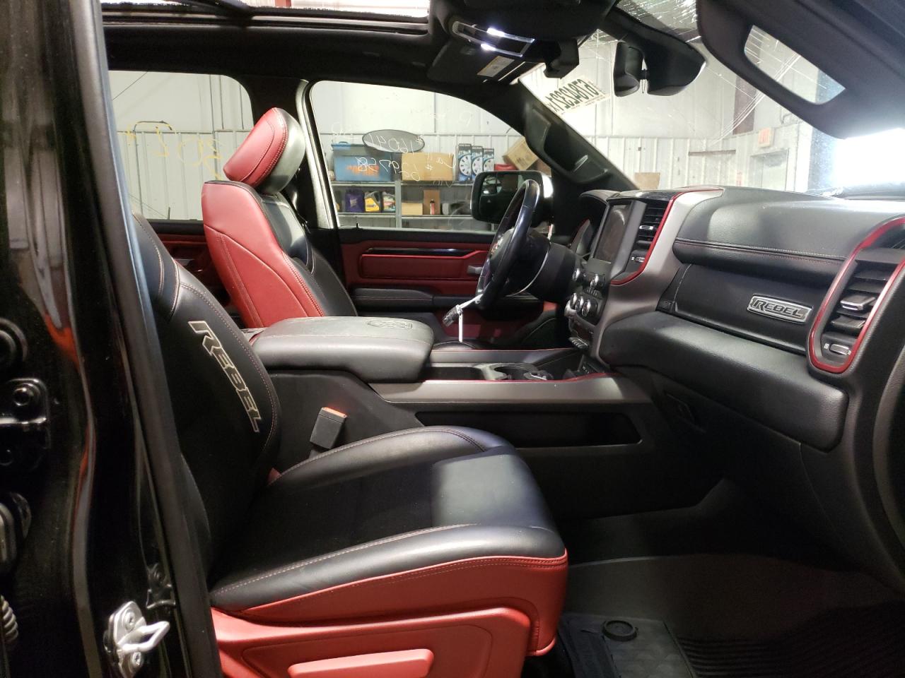 Photo 5 from auction – 2019 RAM 1500 REBEL with VIN 1C6SRFLT7KN629758