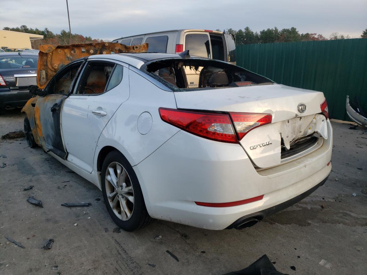 Photo 3 from auction – 2012 KIA OPTIMA EX with VIN 5XXGN4A69CG075714