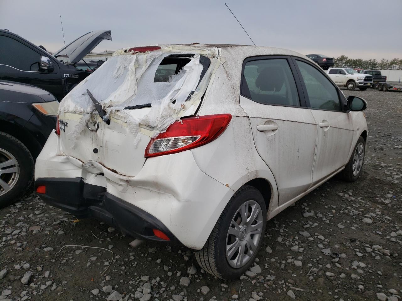 Photo 4 from auction – 2014 MAZDA MAZDA2 SPO with VIN JM1DE1KY0E0187078