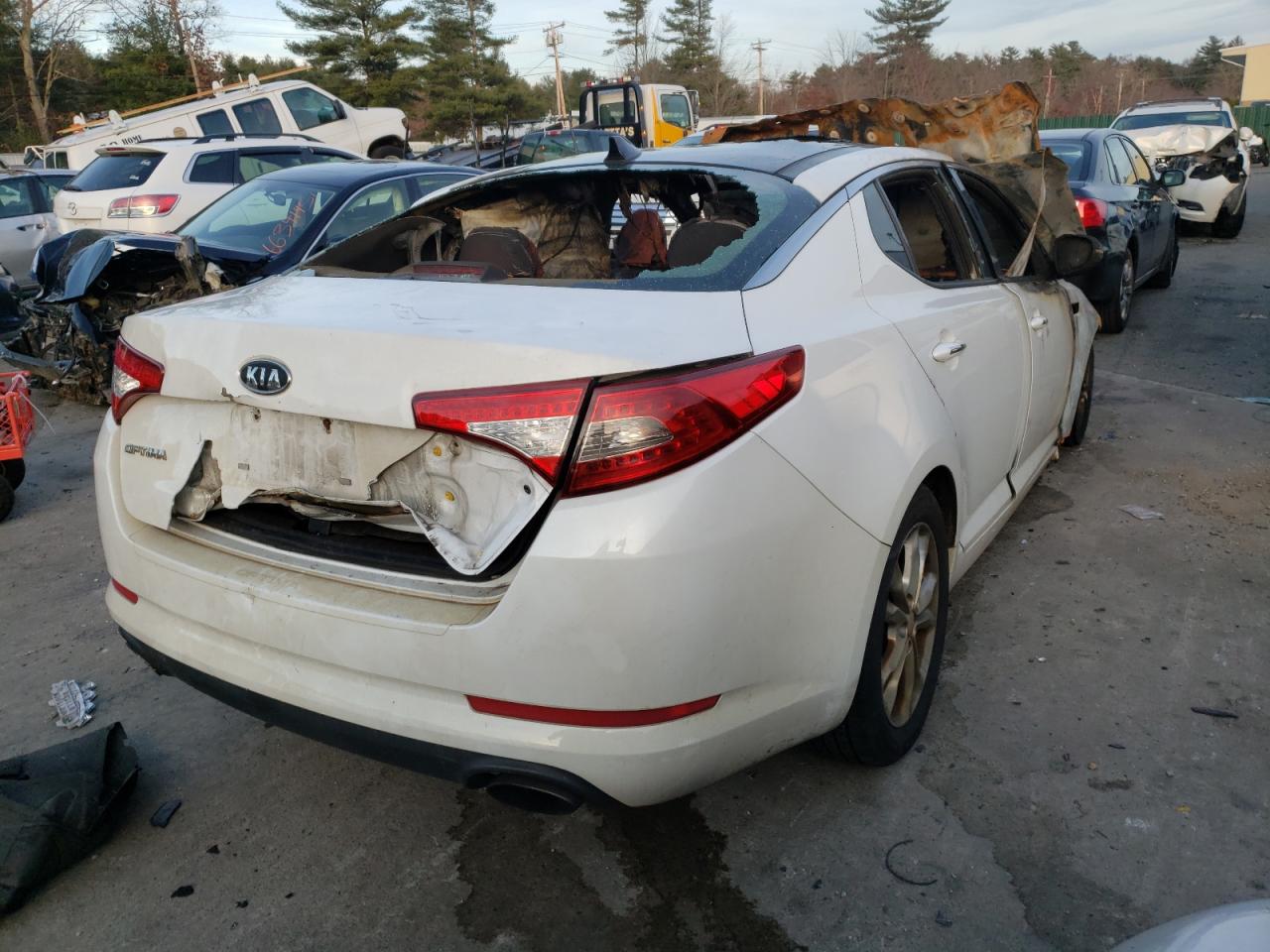 Photo 4 from auction – 2012 KIA OPTIMA EX with VIN 5XXGN4A69CG075714