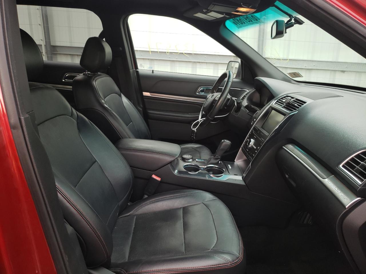 Photo 5 from auction – 2016 FORD EXPLORER S with VIN 1FM5K8GTXGGB91924