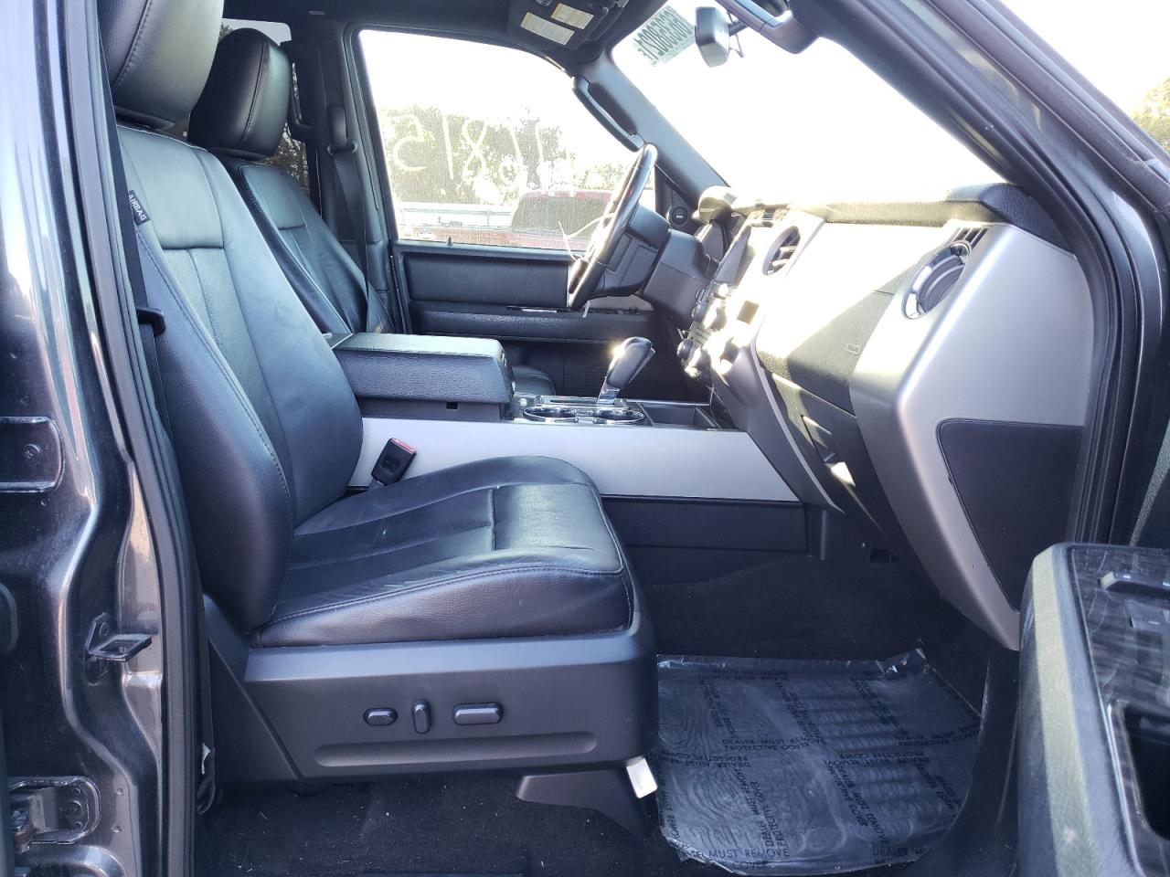 Photo 5 from auction – 2015 FORD EXPEDITION with VIN 1FMJU1KT7FEF08642