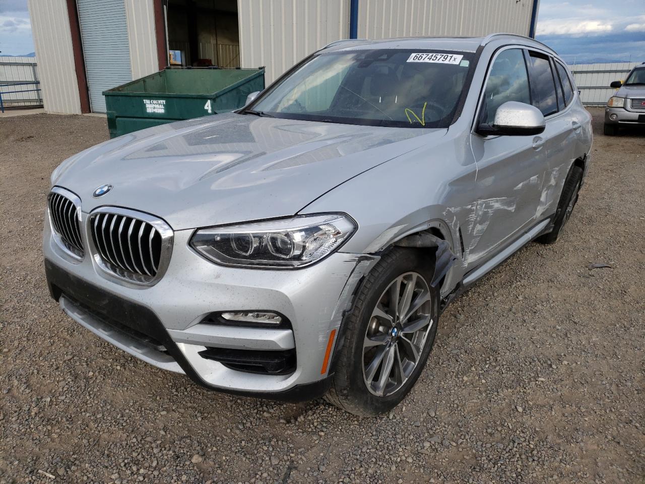 Photo 2 from auction – 2019 BMW X3 XDRIVE3 with VIN 5UXTR9C56KLP96171