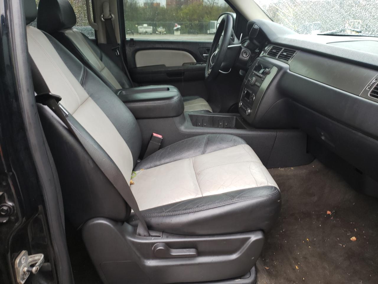 Photo 5 from auction – 2007 CHEVROLET AVALANCHE with VIN 3GNFK12307G267072