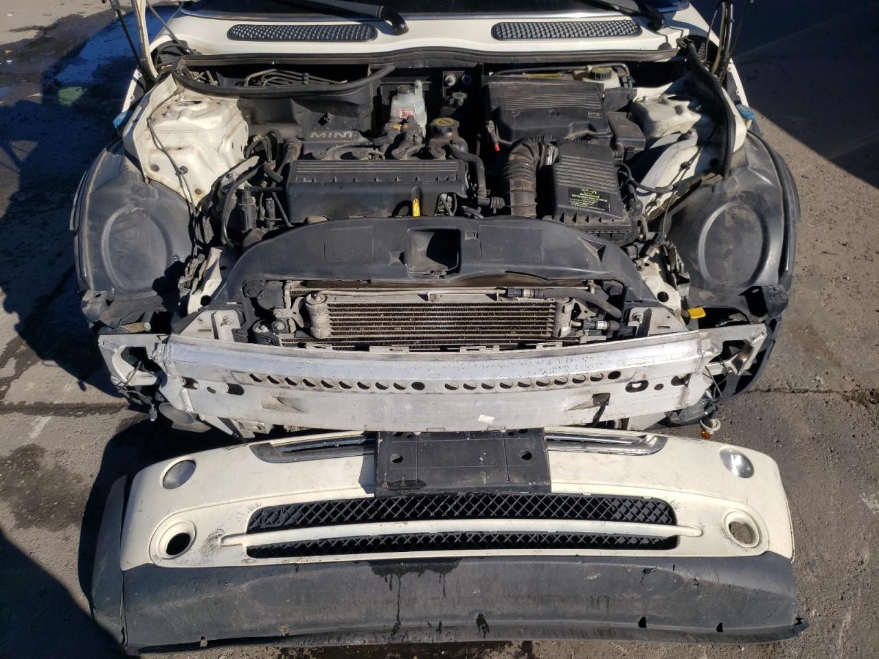 Photo 7 from auction – 2006 MINI COOPER with VIN WMWRC33566TJ76031