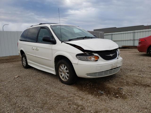 CHRYSLER TOWN & COU 2002 with VIN 2C4GP44352R738262 - Photo from auction